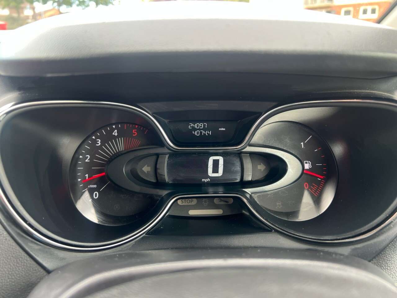 2017 RENAULT CAPTUR 2017 RENAULT CAPTUR