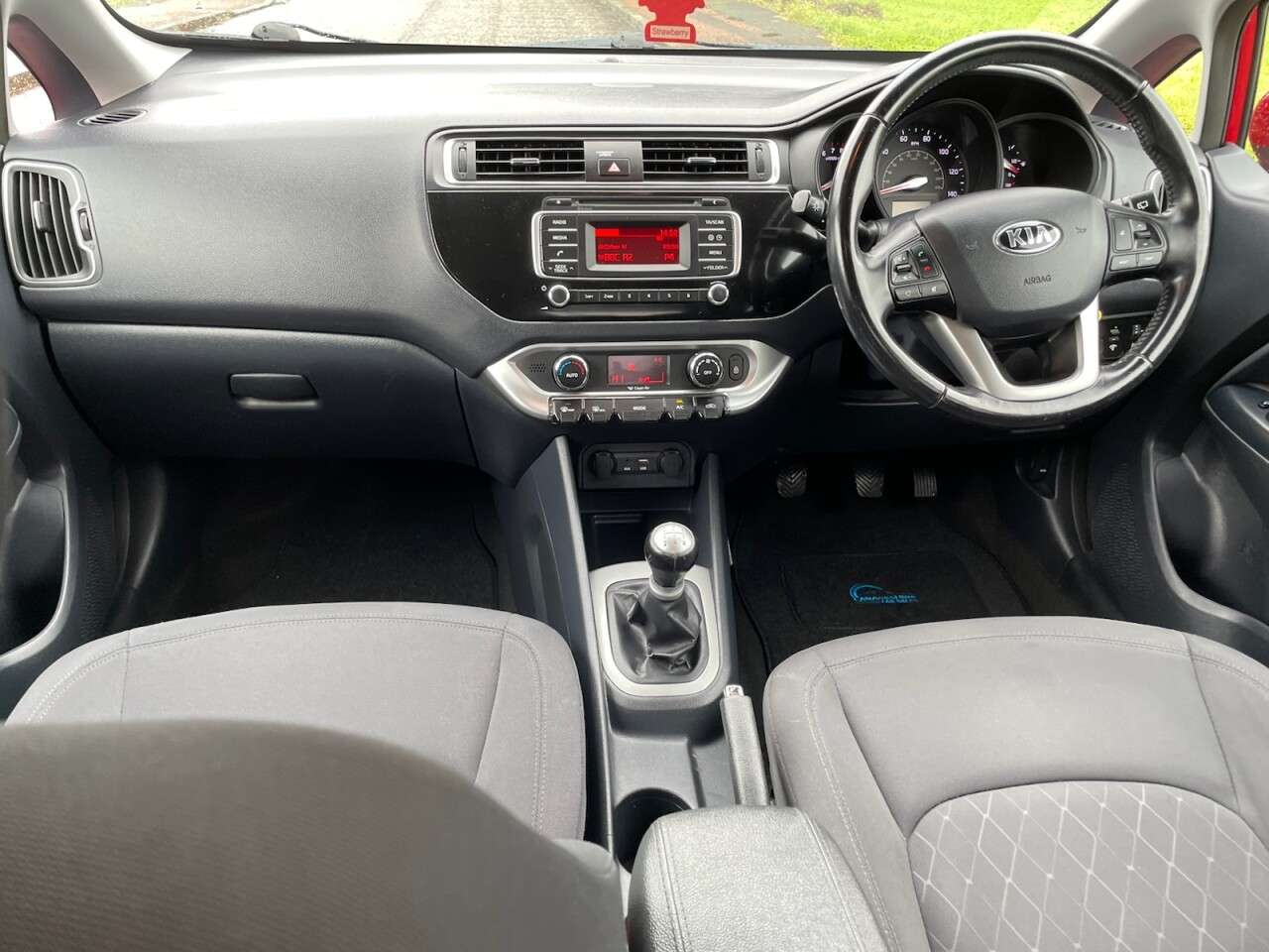 2015 KIA RIO 2015 KIA RIO