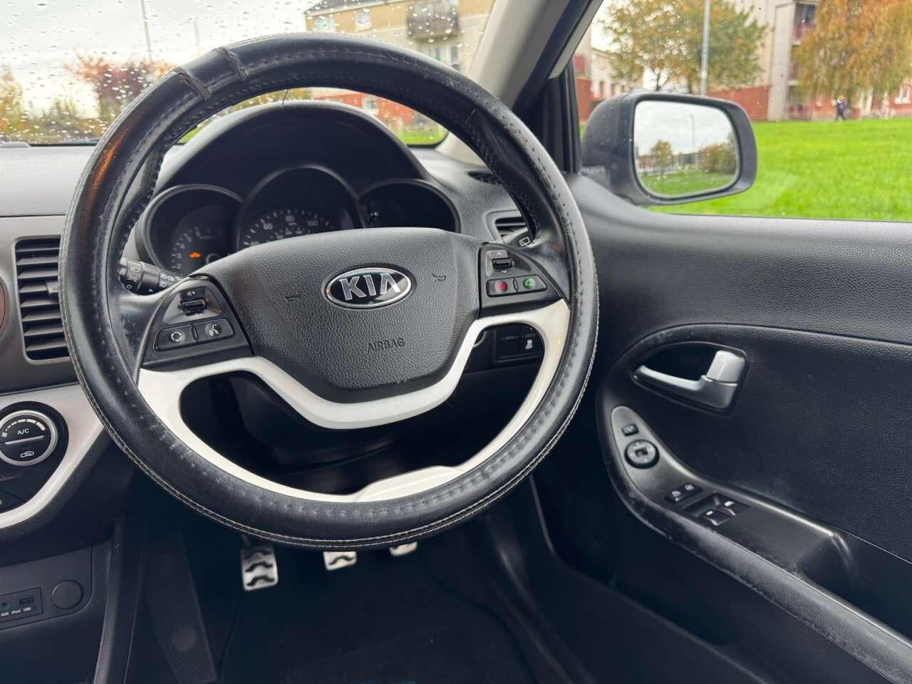 2014 KIA PICANTO 2014 KIA PICANTO