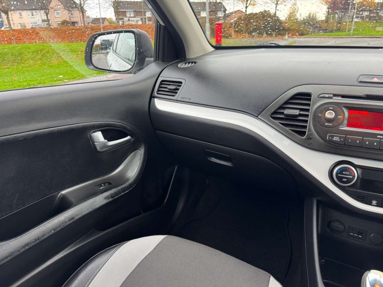 2014 KIA PICANTO 2014 KIA PICANTO