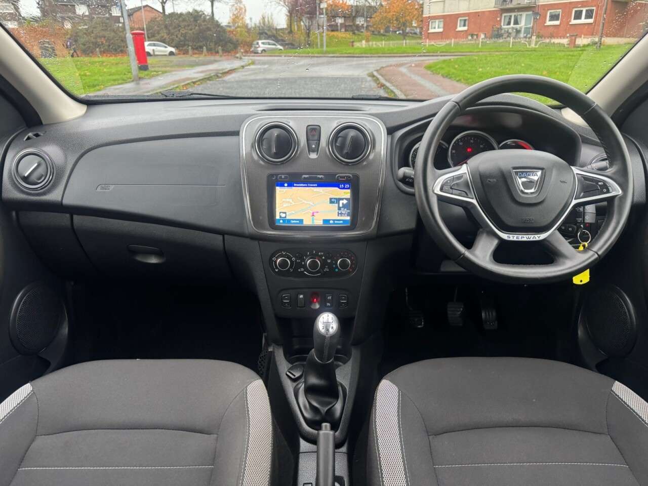 2017 DACIA SANDERO STEPWAY 2017 DACIA SANDERO STEPWAY