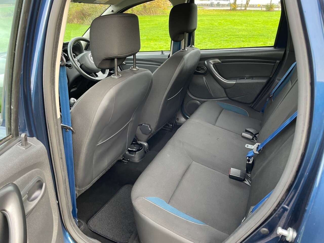 2015 DACIA DUSTER 2015 DACIA DUSTER