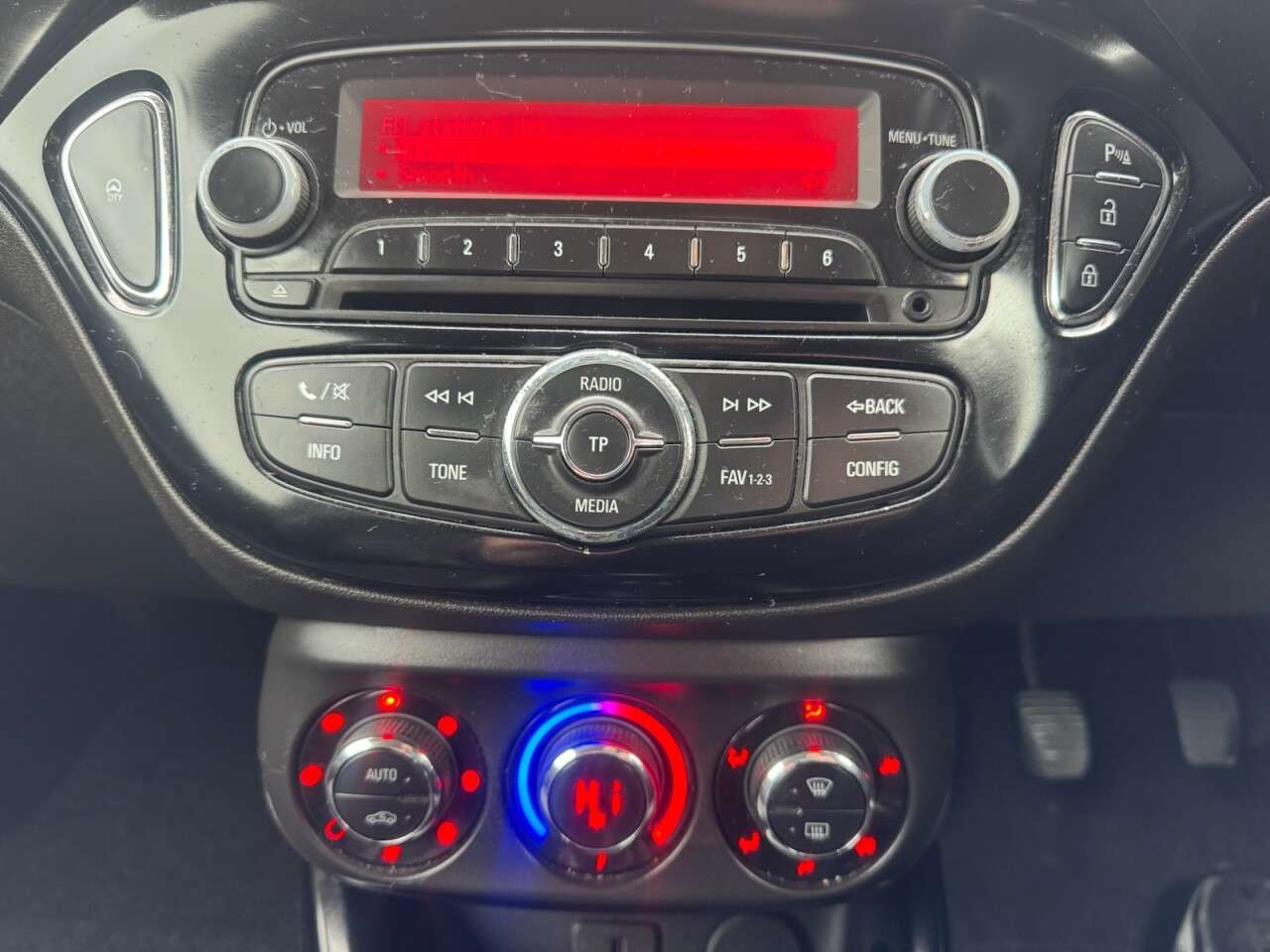 2016 VAUXHALL ADAM 2016 VAUXHALL ADAM