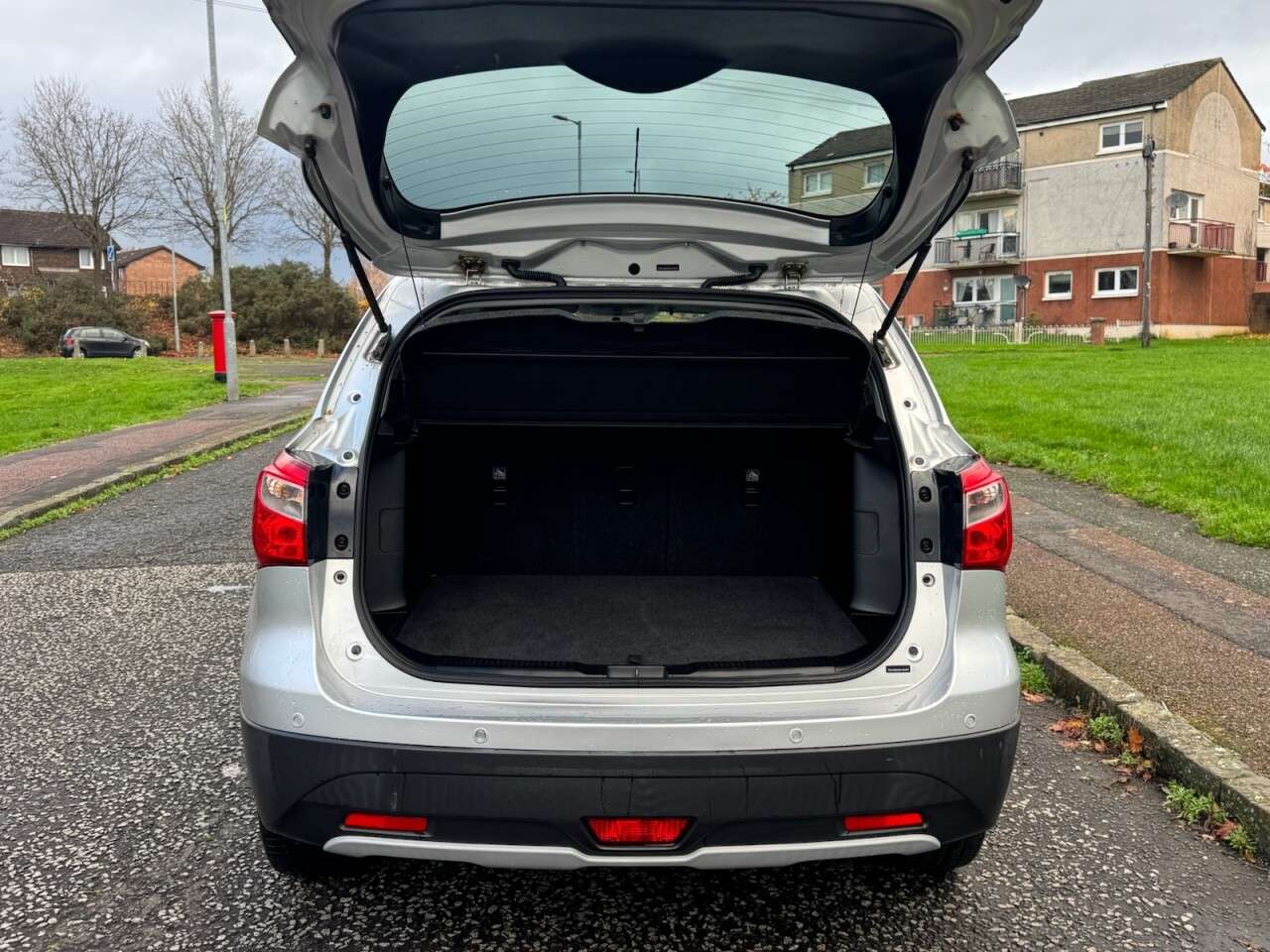 2015 SUZUKI SX4 S-CROSS 2015 SUZUKI SX4 S-CROSS