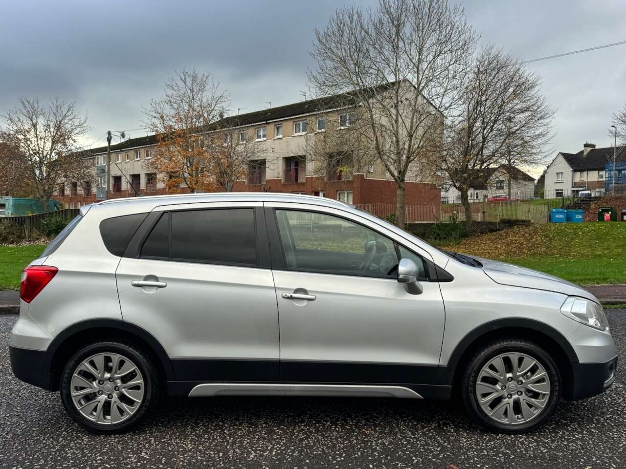 2015 SUZUKI SX4 S-CROSS 2015 SUZUKI SX4 S-CROSS