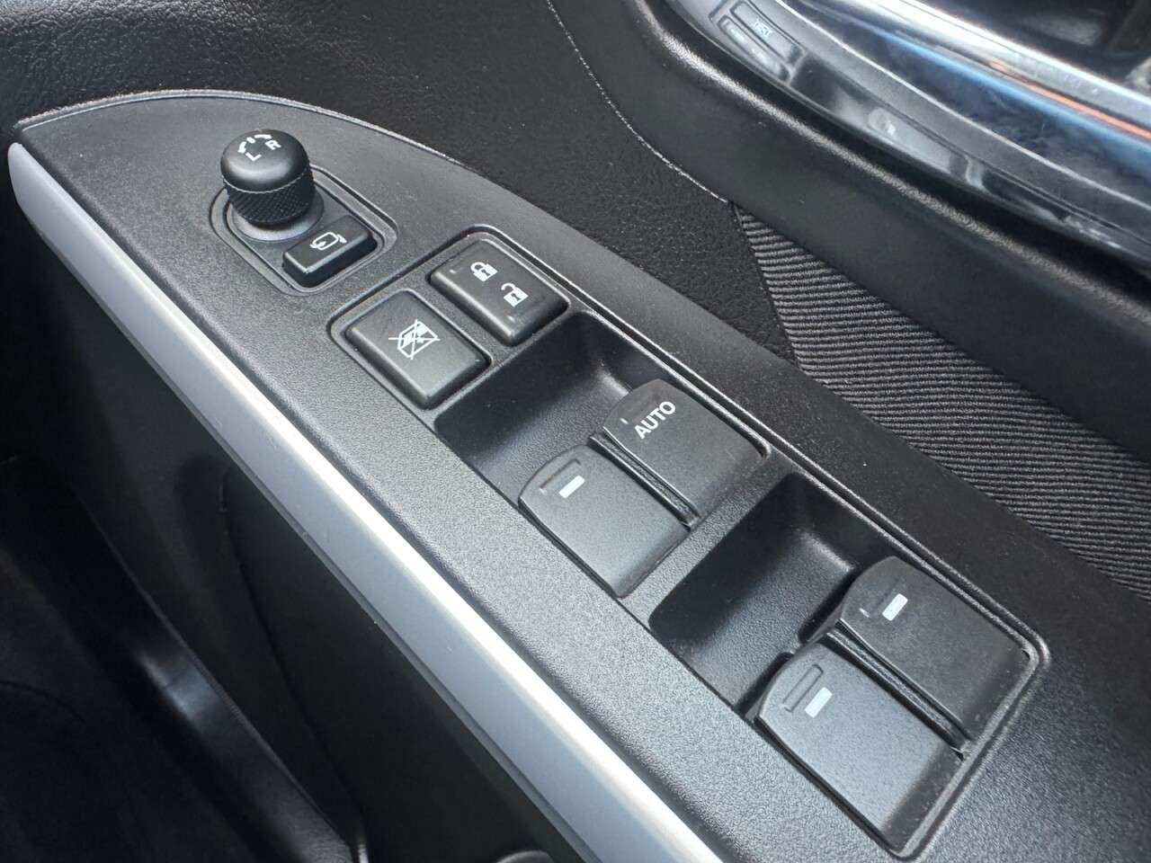 2015 SUZUKI SX4 S-CROSS 2015 SUZUKI SX4 S-CROSS