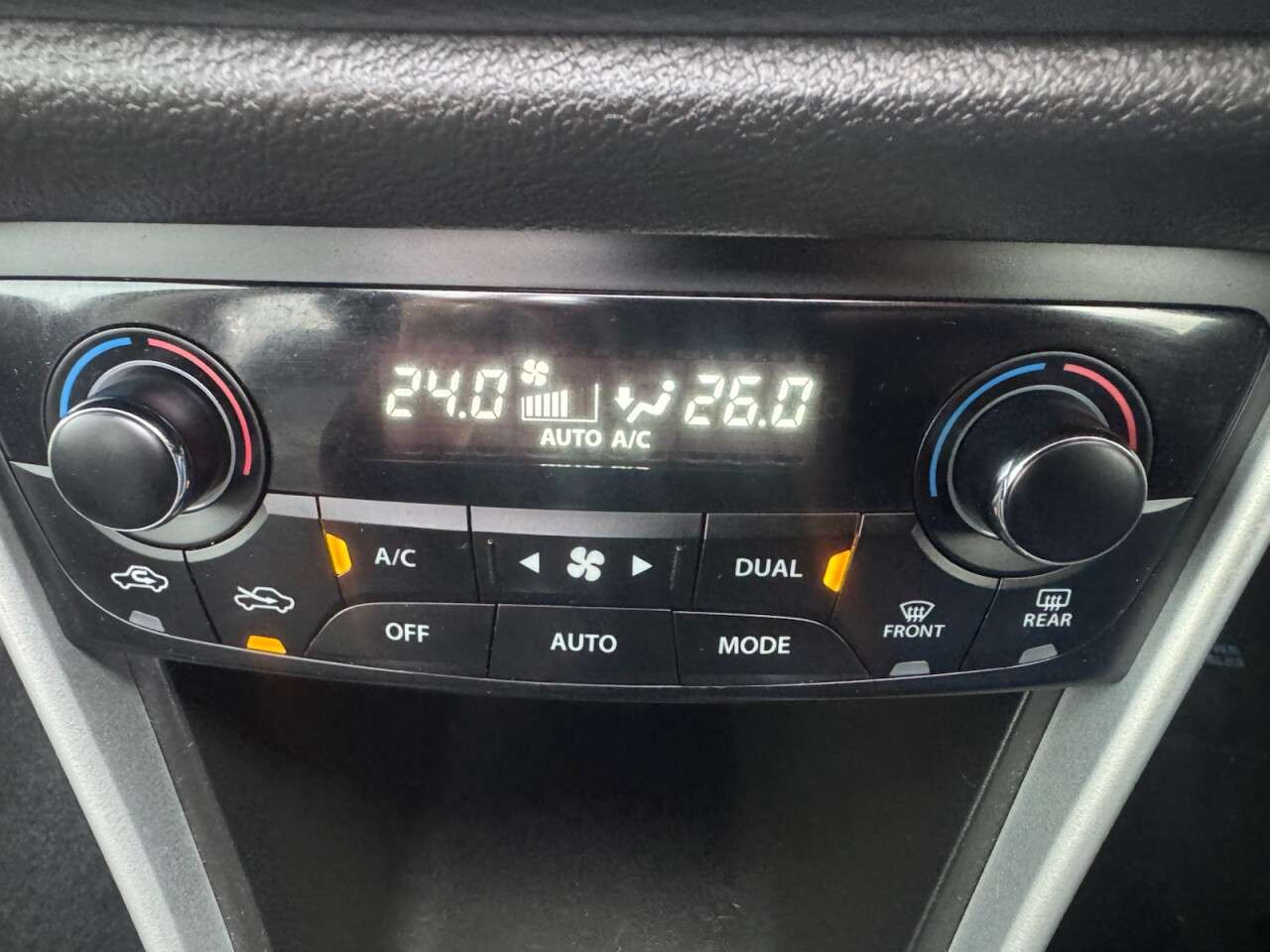 2015 SUZUKI SX4 S-CROSS 2015 SUZUKI SX4 S-CROSS