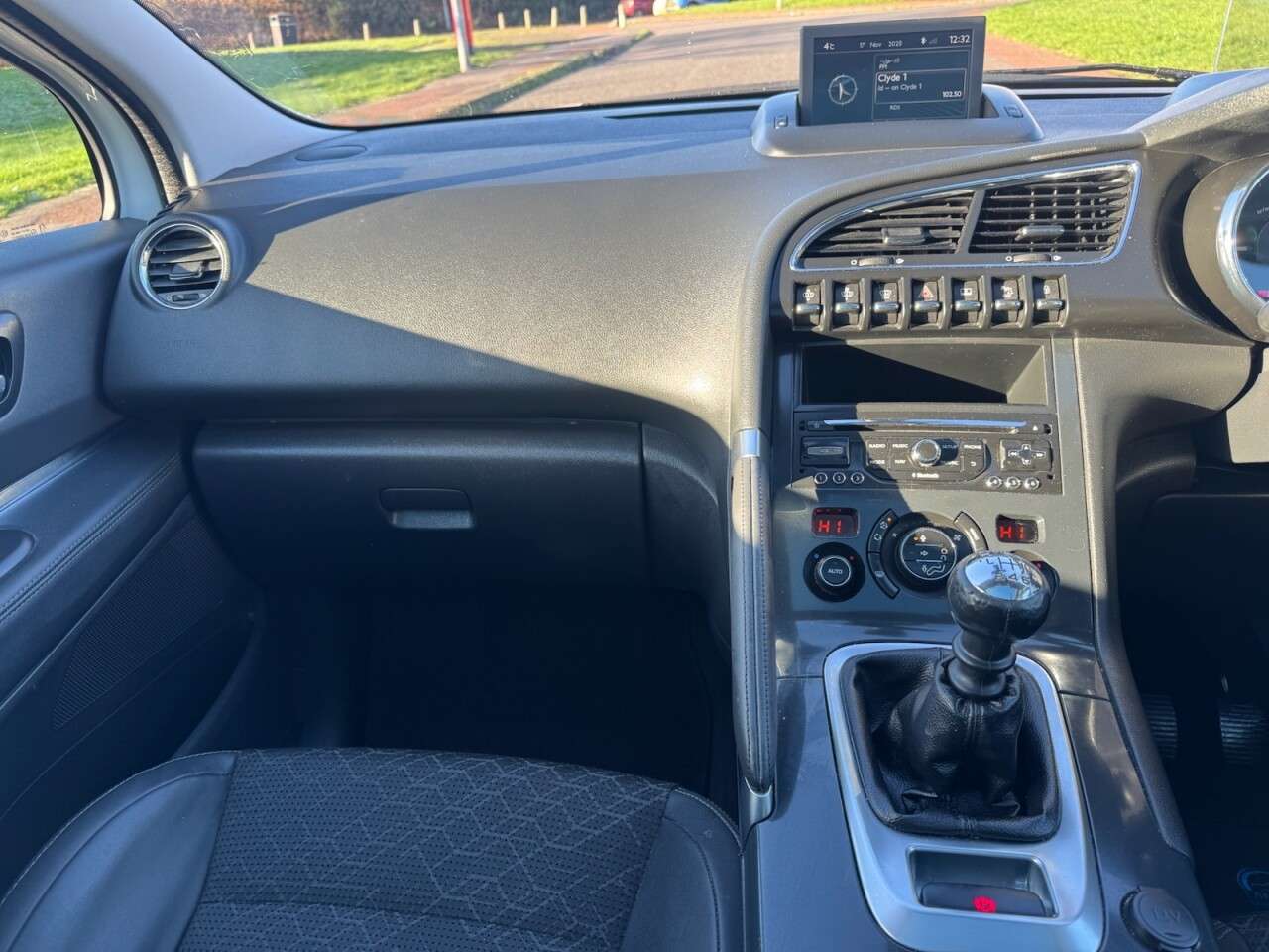 2016 PEUGEOT 3008 2016 PEUGEOT 3008