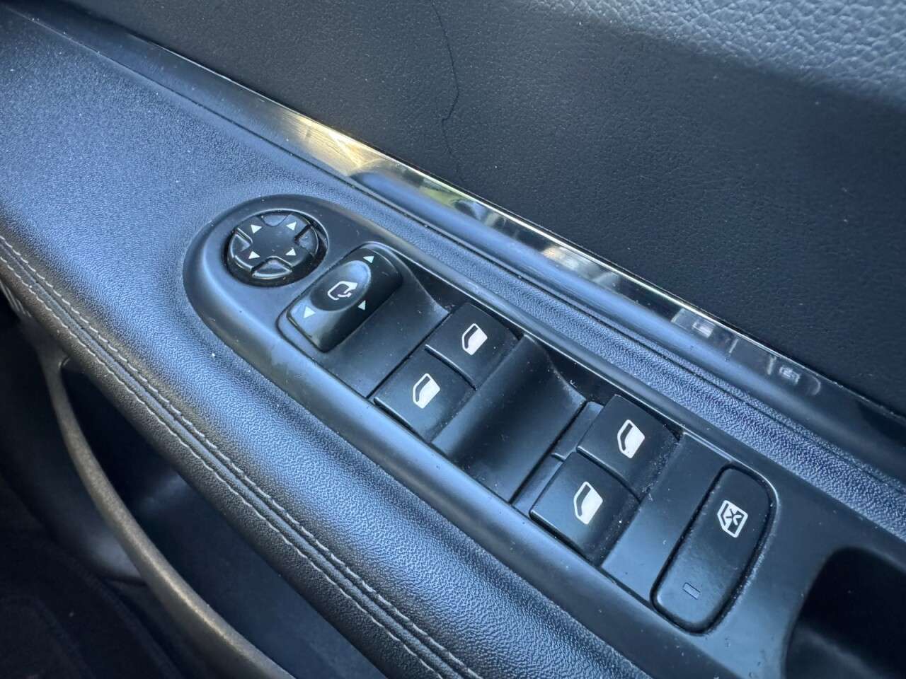 2016 PEUGEOT 3008 2016 PEUGEOT 3008