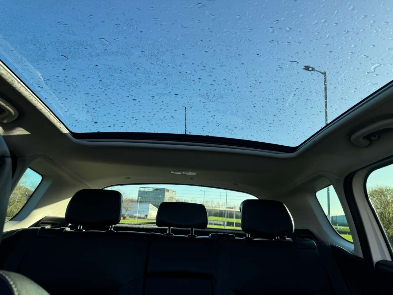 2016 PEUGEOT 3008 2016 PEUGEOT 3008