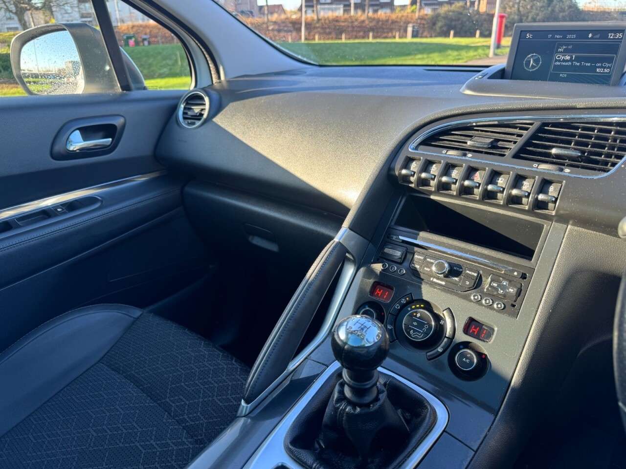 2016 PEUGEOT 3008 2016 PEUGEOT 3008