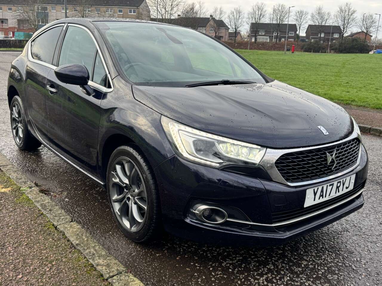 2017 DS AUTOMOBILES DS 4 2017 DS AUTOMOBILES DS 4