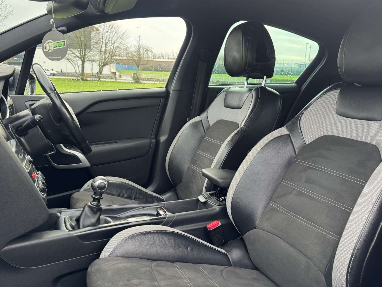 2017 DS AUTOMOBILES DS 4 2017 DS AUTOMOBILES DS 4