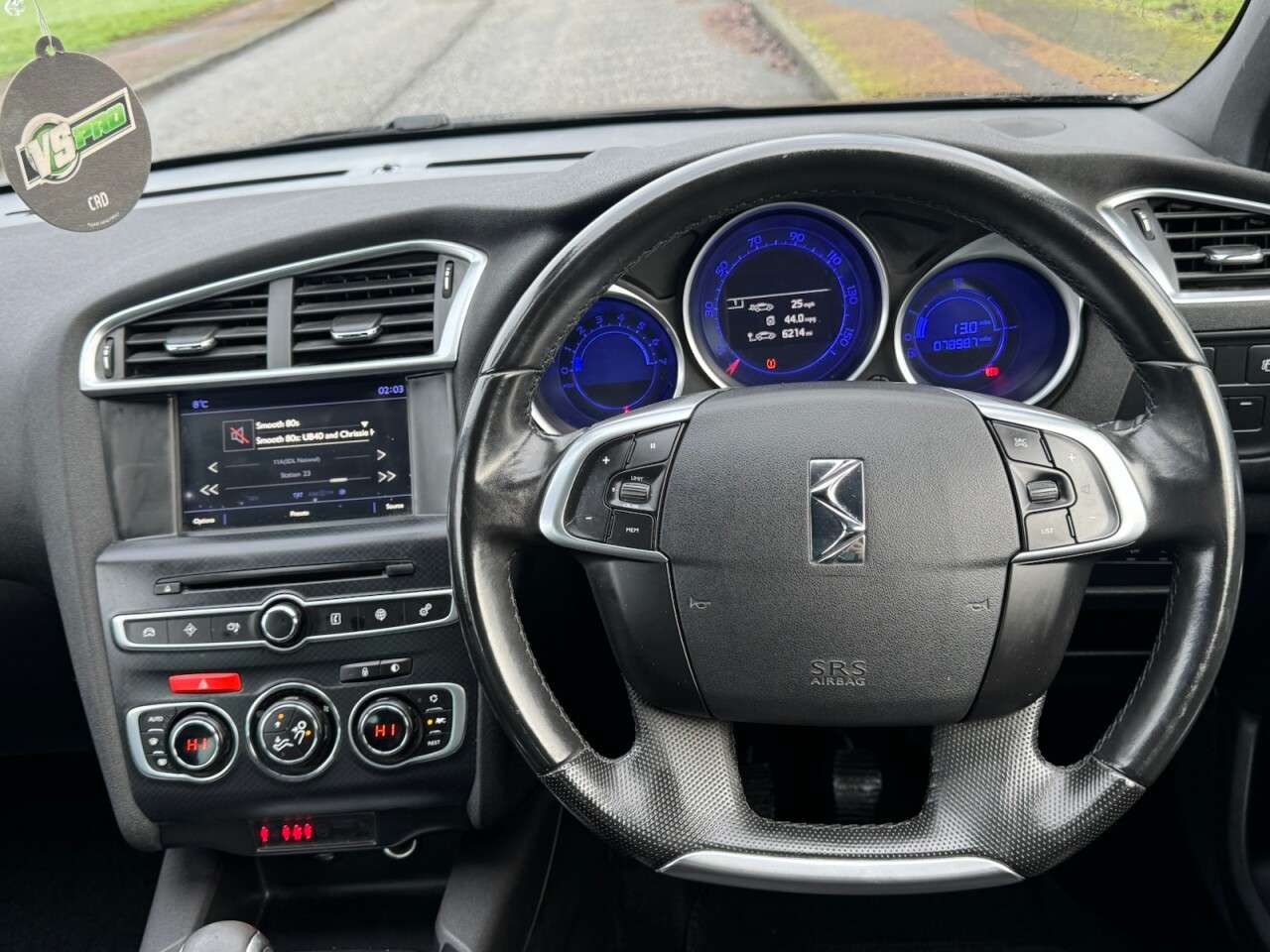 2017 DS AUTOMOBILES DS 4 2017 DS AUTOMOBILES DS 4