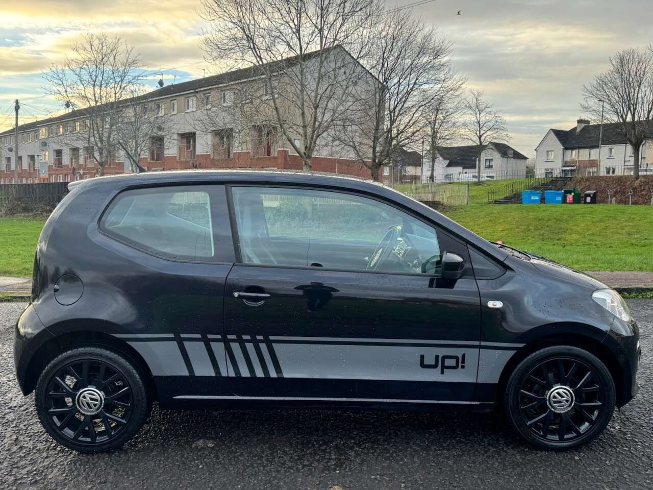 2014 VOLKSWAGEN UP! 2014 VOLKSWAGEN UP!