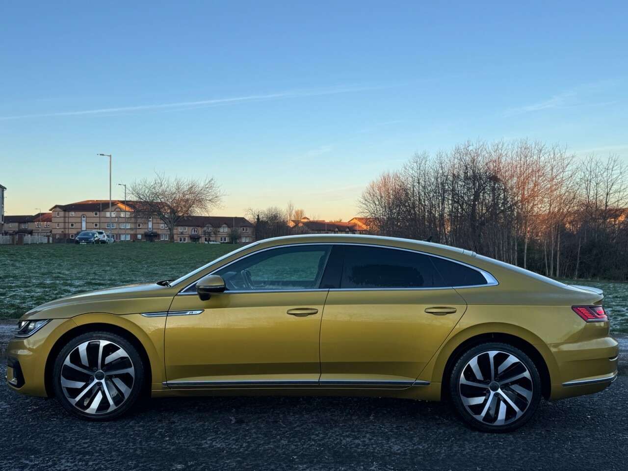 A 2017 VOLKSWAGEN ARTEON R-LINE TSI 4MOTION DSG A 2017 VOLKSWAGEN ARTEON R-LINE TSI 4MOTION DSG