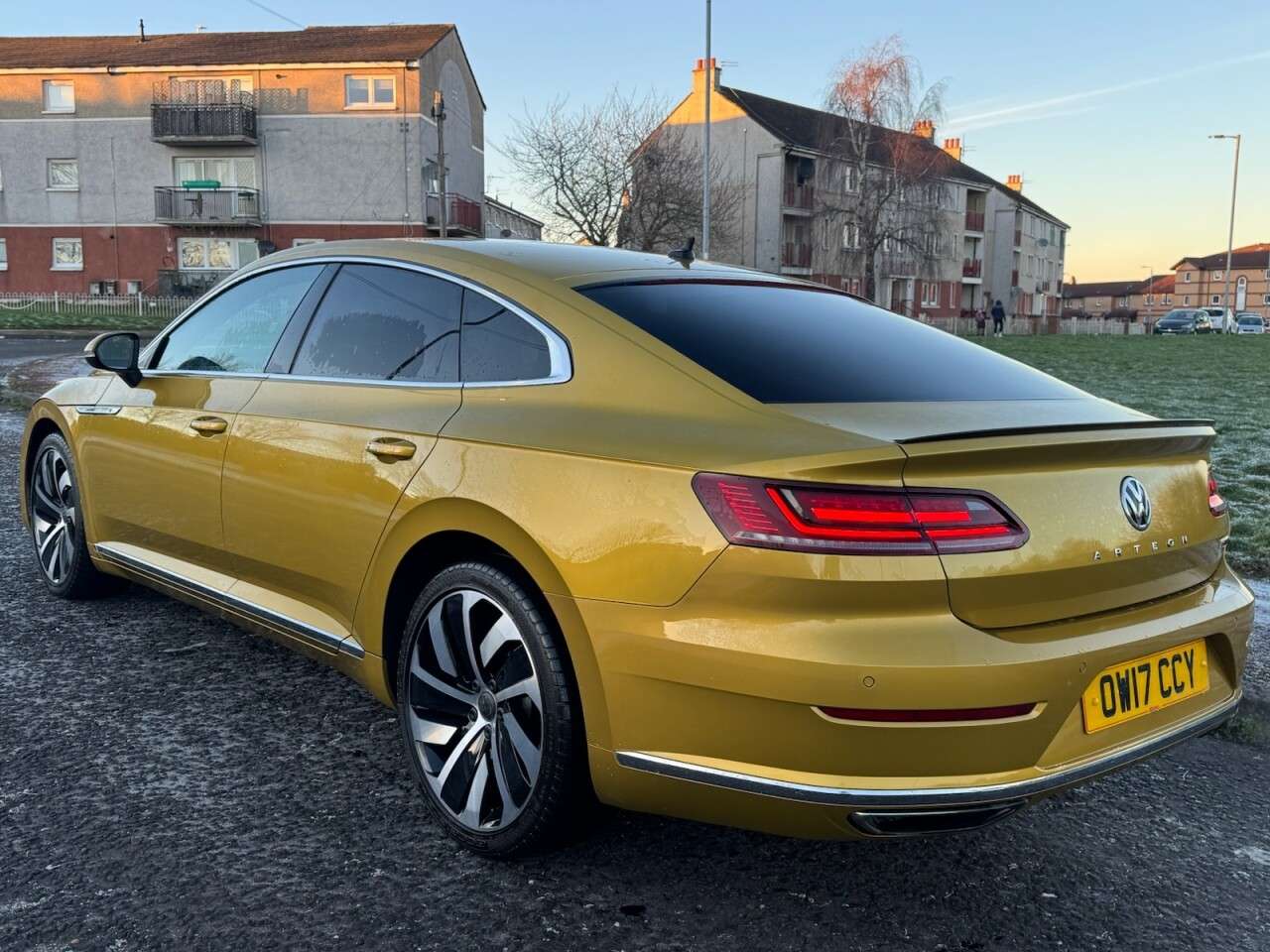 A 2017 VOLKSWAGEN ARTEON R-LINE TSI 4MOTION DSG A 2017 VOLKSWAGEN ARTEON R-LINE TSI 4MOTION DSG