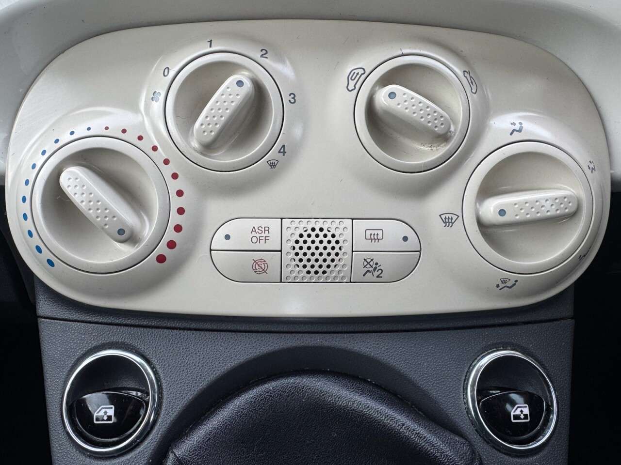 2016 FIAT 500 2016 FIAT 500