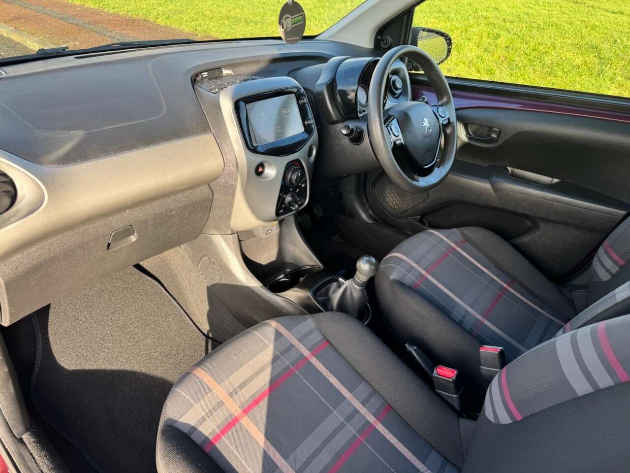 2015 PEUGEOT 108 2015 PEUGEOT 108