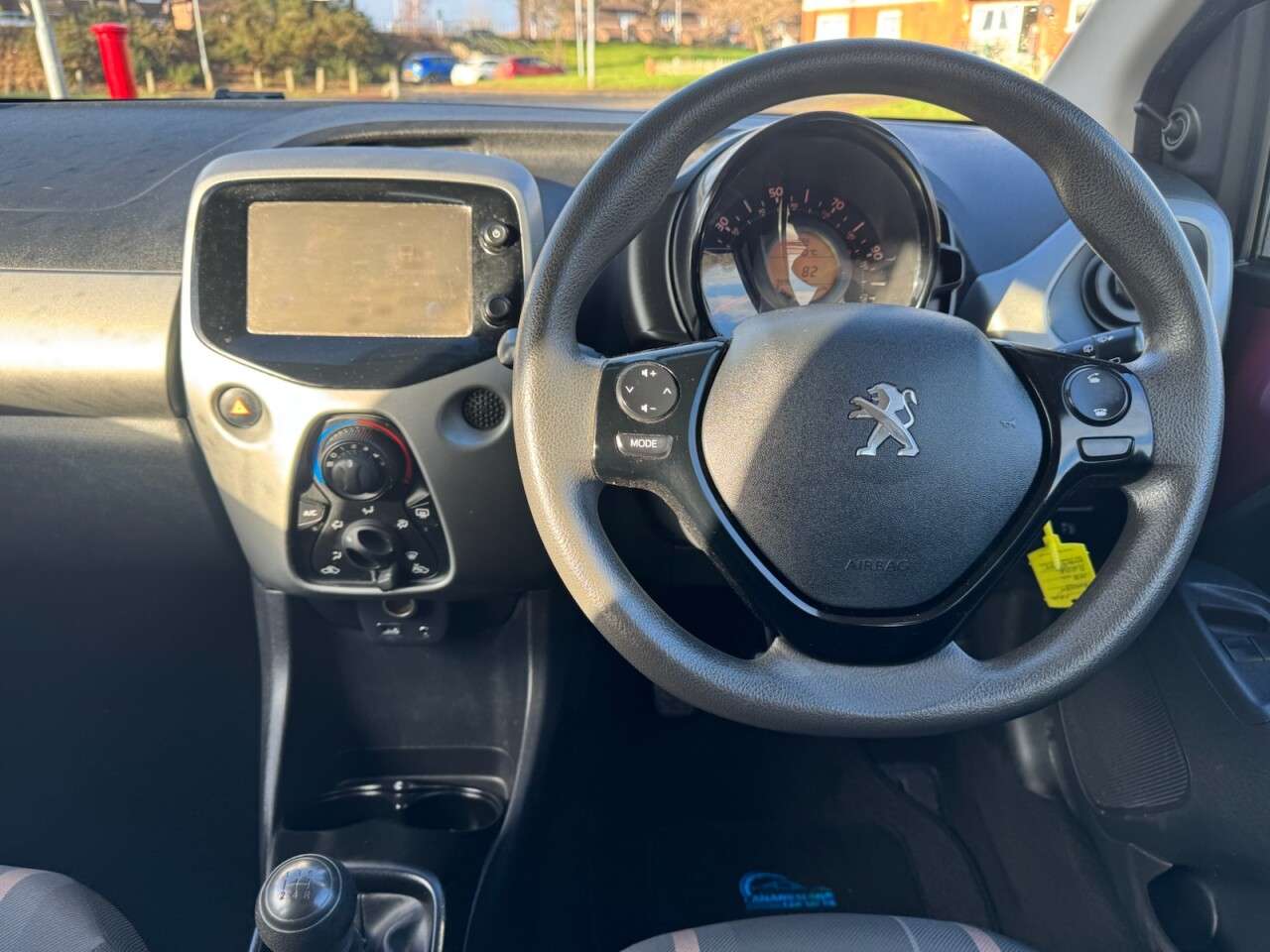 2015 PEUGEOT 108 2015 PEUGEOT 108