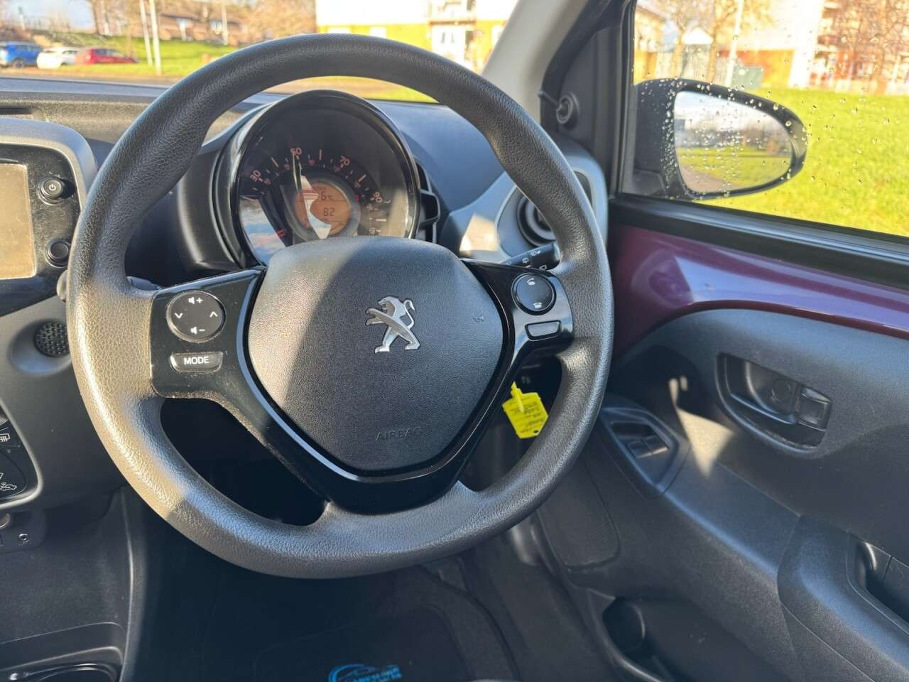 2015 PEUGEOT 108 2015 PEUGEOT 108