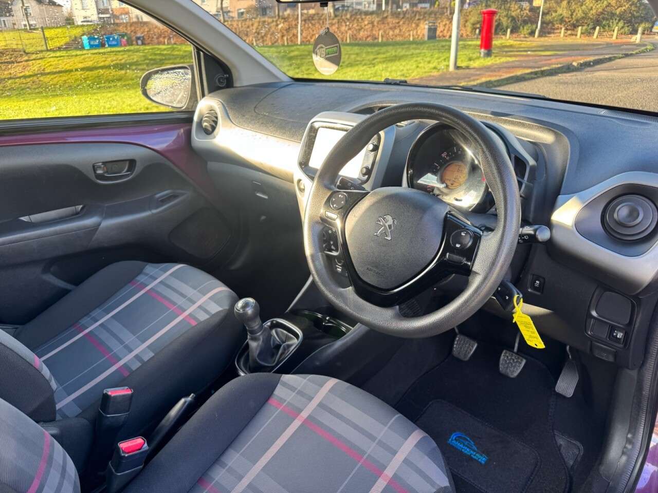 2015 PEUGEOT 108 2015 PEUGEOT 108