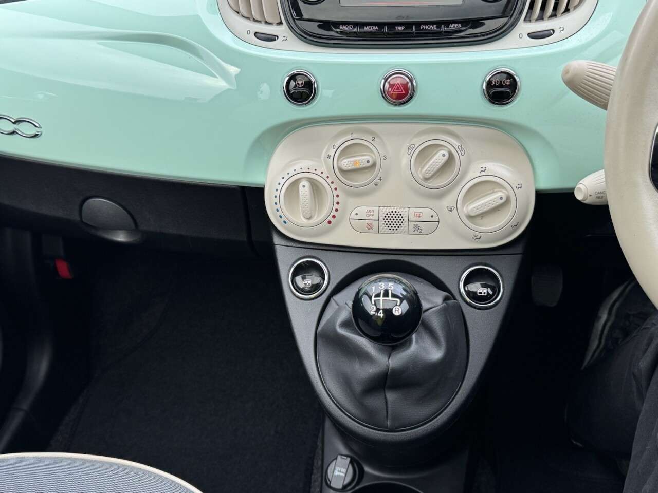 2018 FIAT 500 2018 FIAT 500