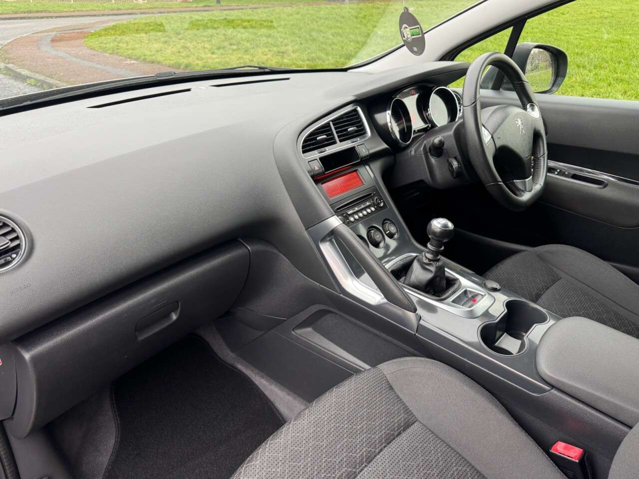 2016 PEUGEOT 3008 2016 PEUGEOT 3008