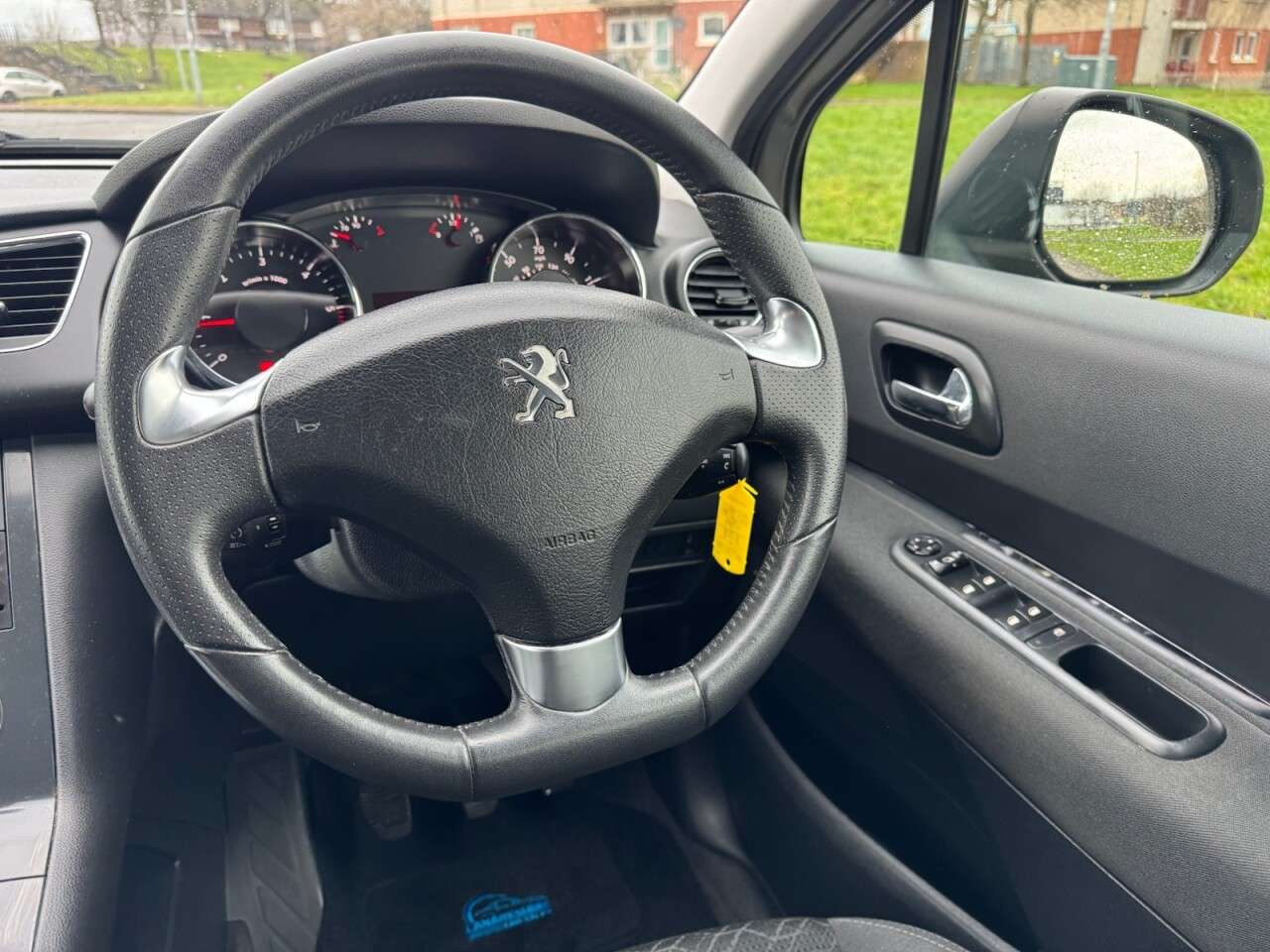 2016 PEUGEOT 3008 2016 PEUGEOT 3008