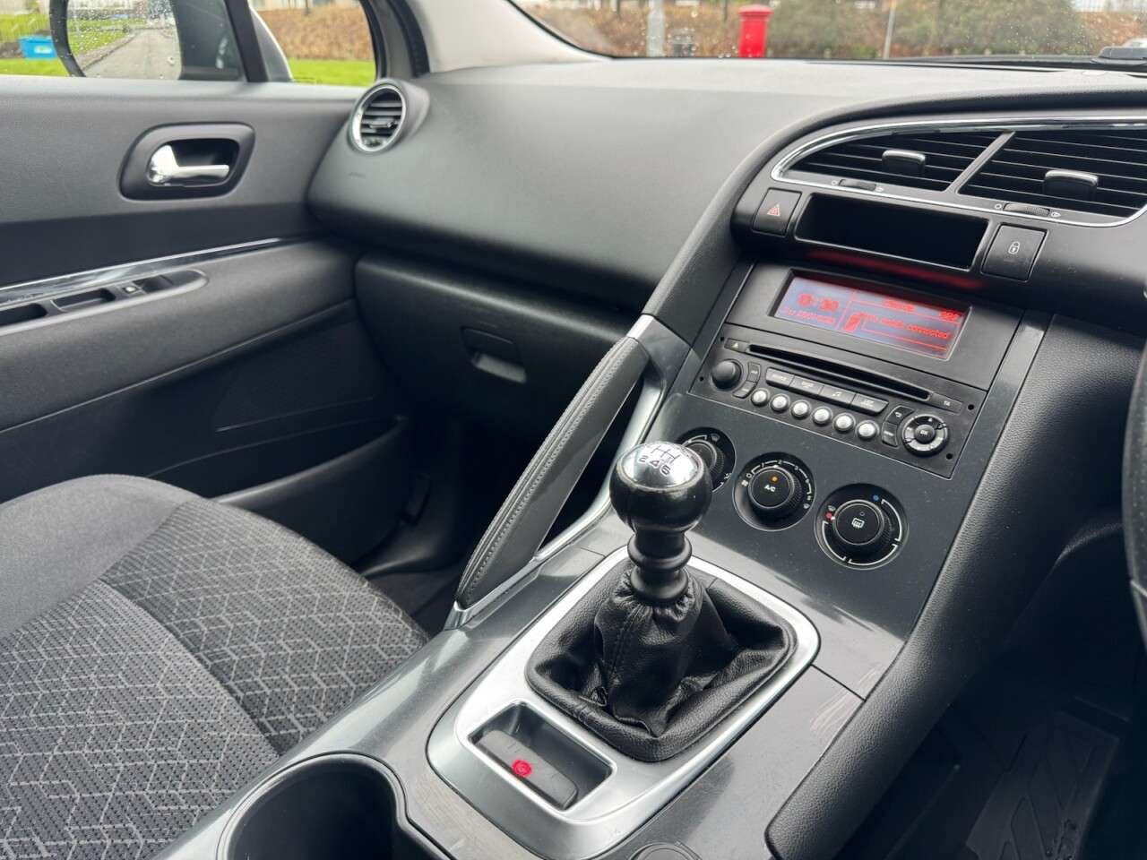 2016 PEUGEOT 3008 2016 PEUGEOT 3008