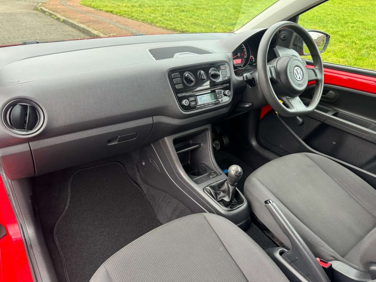 2013 VOLKSWAGEN UP! 2013 VOLKSWAGEN UP!