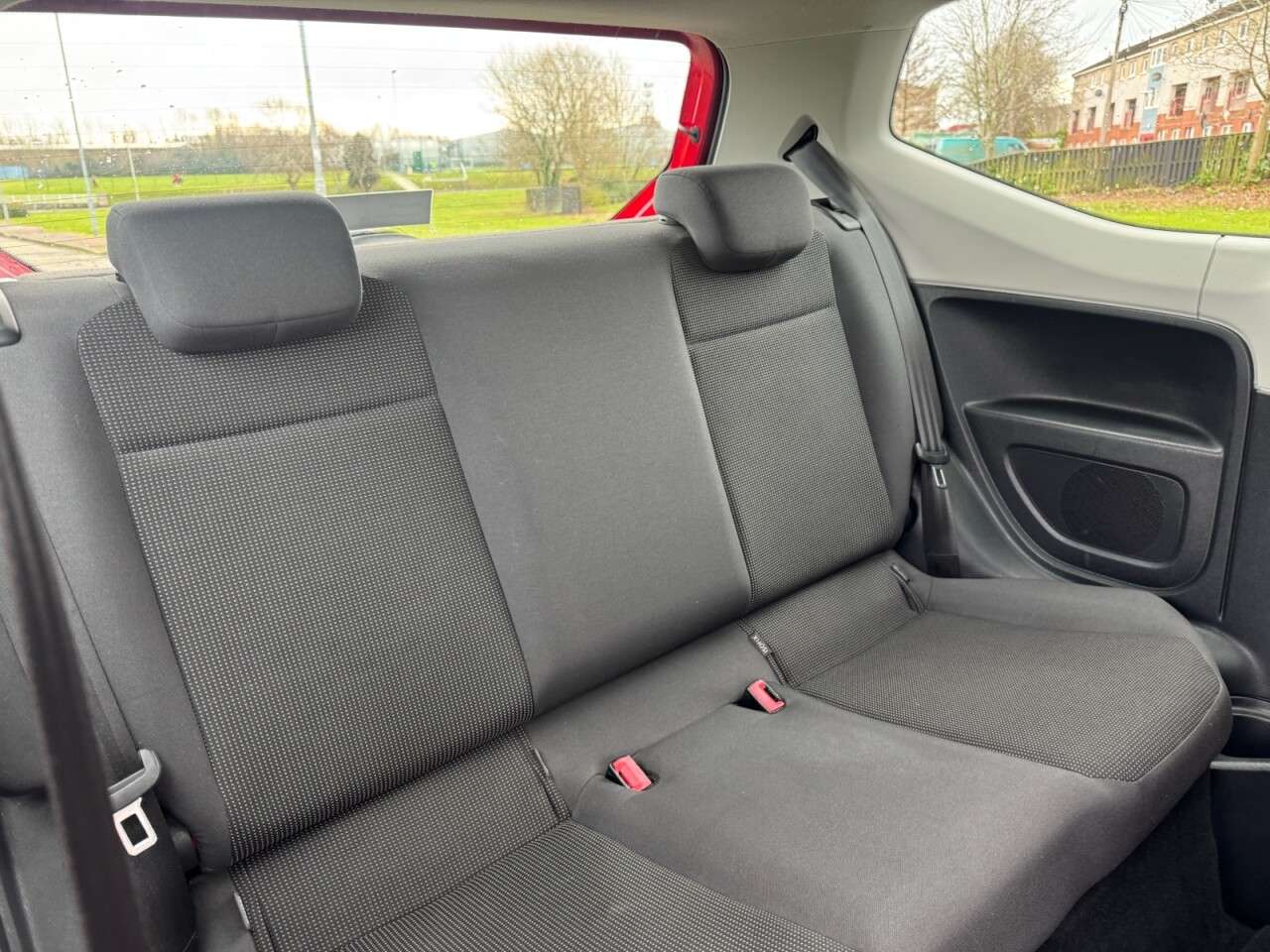 2013 VOLKSWAGEN UP! 2013 VOLKSWAGEN UP!