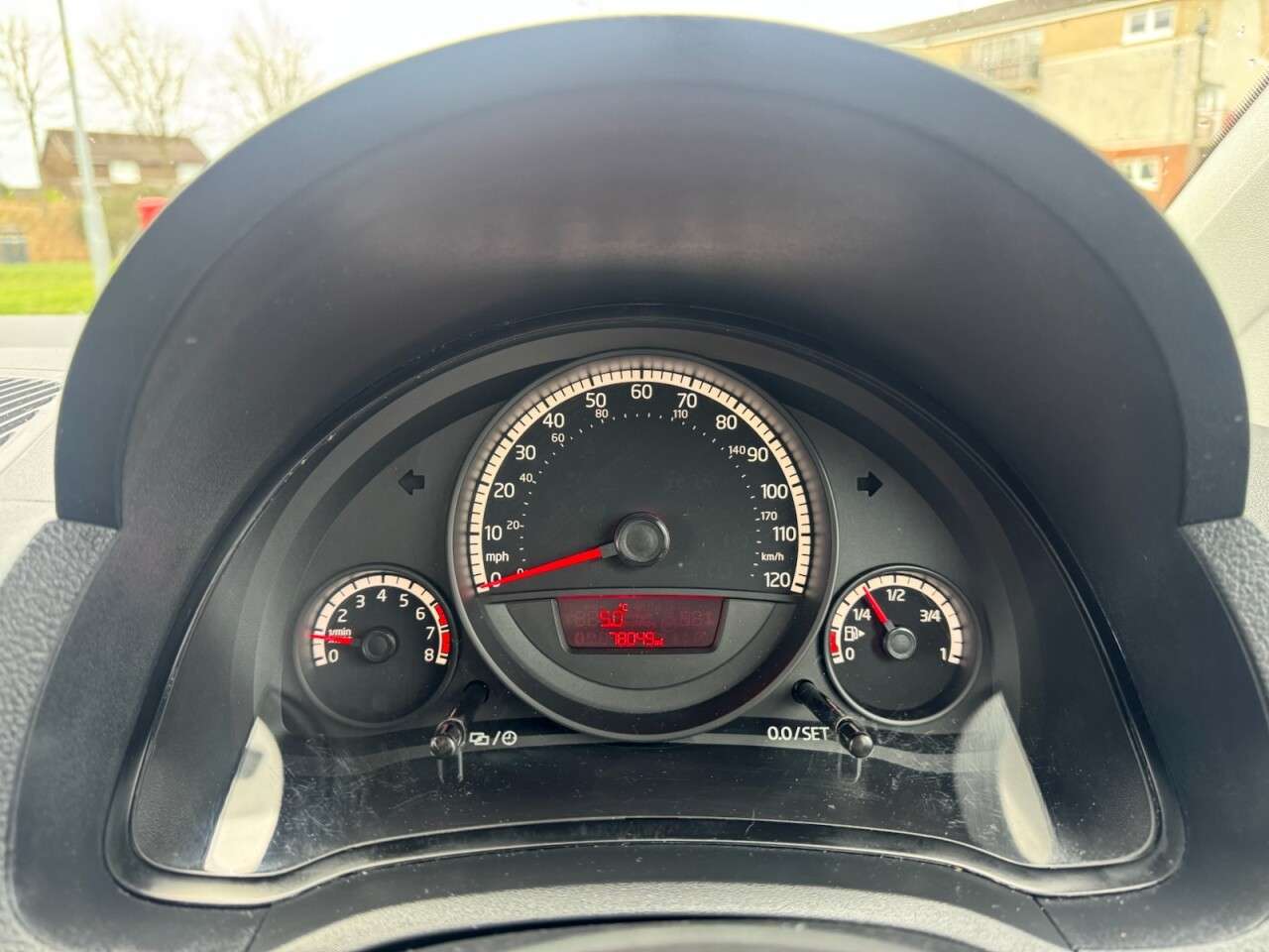 2013 VOLKSWAGEN UP! 2013 VOLKSWAGEN UP!