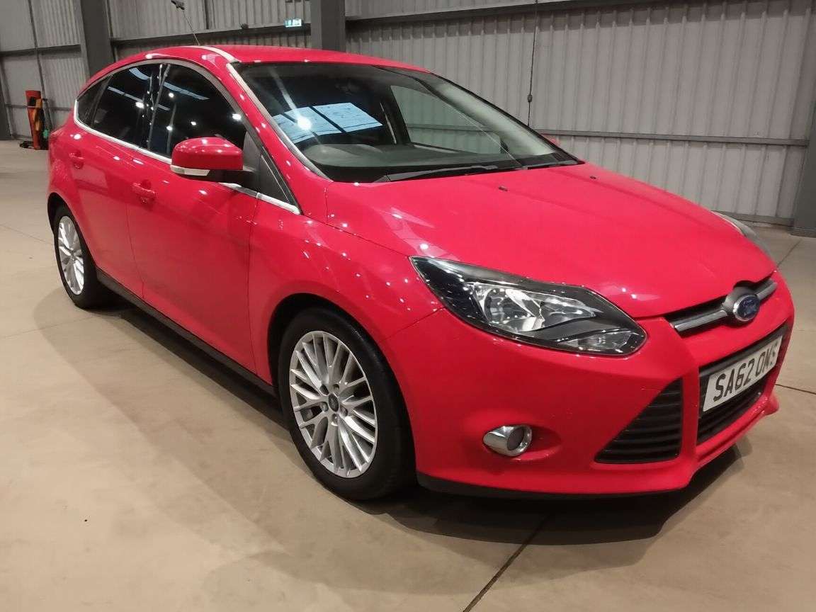 A 2012 FORD FOCUS 1.6 TDCi Zetec Hatchback 5dr Diesel Manual Euro 5 (s/s) (115 ps) Part Excha A 2012 FORD FOCUS 1.6 TDCi Zetec Hatchback 5dr Diesel Manual Euro 5 (s/s) (115 ps) Part Excha