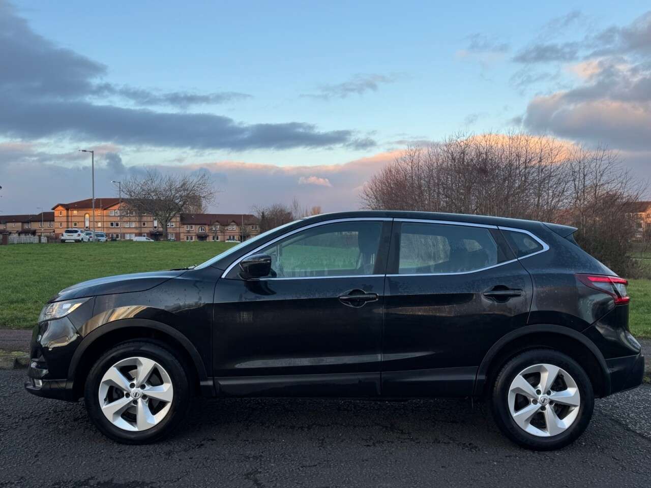 A 2018 NISSAN QASHQAI 1.5 dCi Acenta SUV 5dr Diesel Manual Euro 6 (s/s) (110 ps) Part Ex Welcome A 2018 NISSAN QASHQAI 1.5 dCi Acenta SUV 5dr Diesel Manual Euro 6 (s/s) (110 ps) Part Ex Welcome