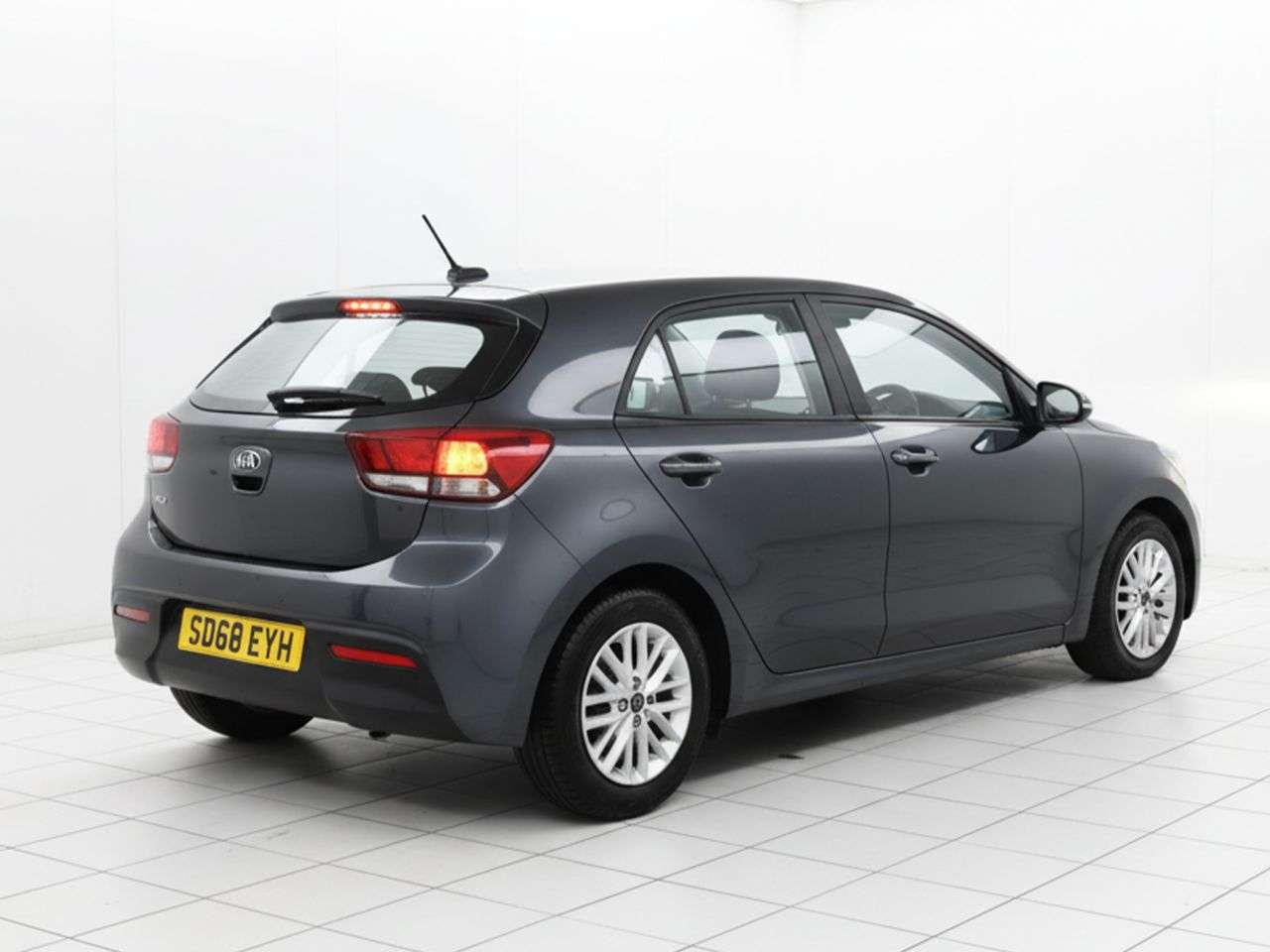 2018 KIA RIO 2018 KIA RIO