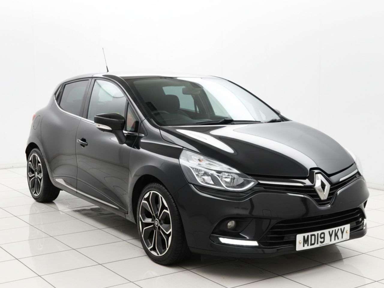 A 2019 RENAULT CLIO 1.5 dCi Iconic Hatchback 5dr Diesel Manual Euro 6 (s/s) (90 ps) Part Ex Wel A 2019 RENAULT CLIO 1.5 dCi Iconic Hatchback 5dr Diesel Manual Euro 6 (s/s) (90 ps) Part Ex Wel