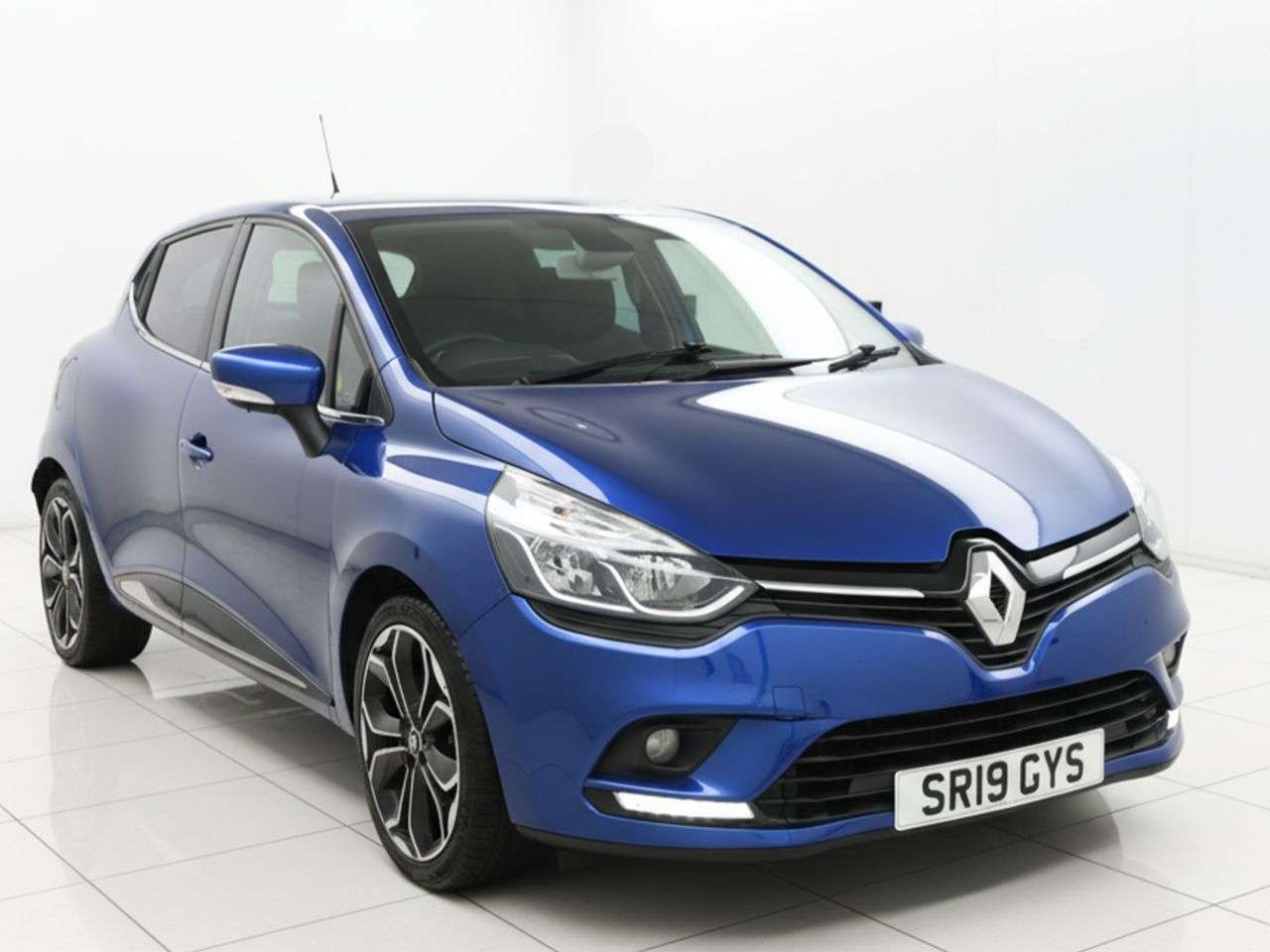 2019 RENAULT CLIO 2019 RENAULT CLIO
