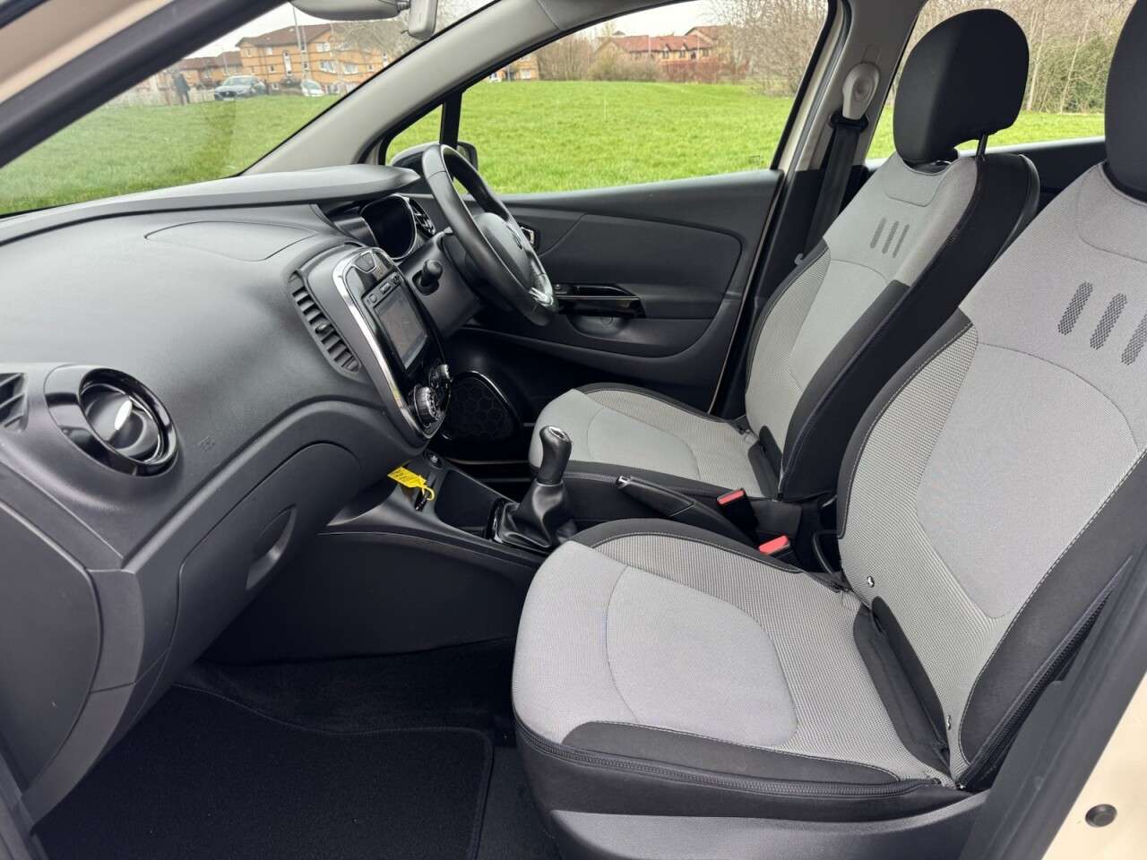 2017 RENAULT CAPTUR 2017 RENAULT CAPTUR