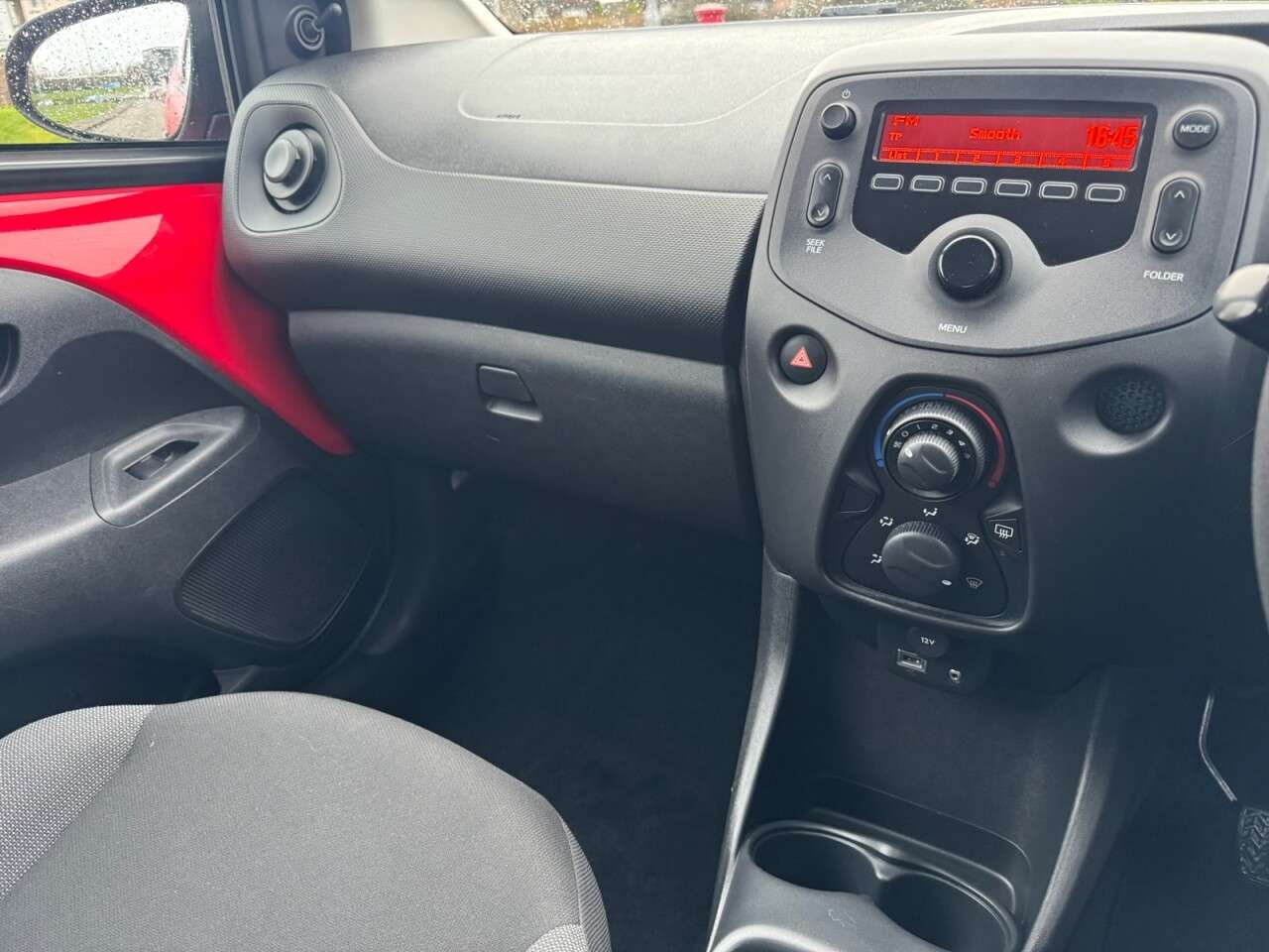 2017 TOYOTA AYGO 2017 TOYOTA AYGO