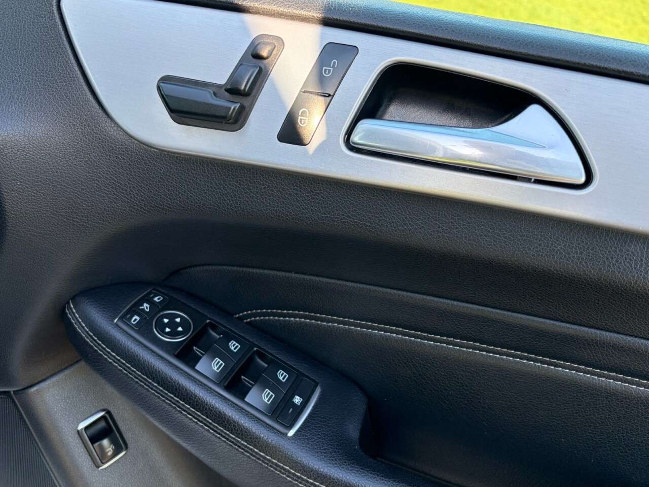 2012 MERCEDES-BENZ M-CLASS 2012 MERCEDES-BENZ M-CLASS