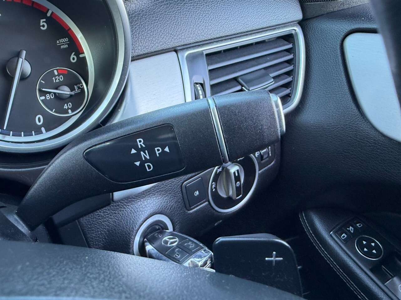 2012 MERCEDES-BENZ M-CLASS 2012 MERCEDES-BENZ M-CLASS