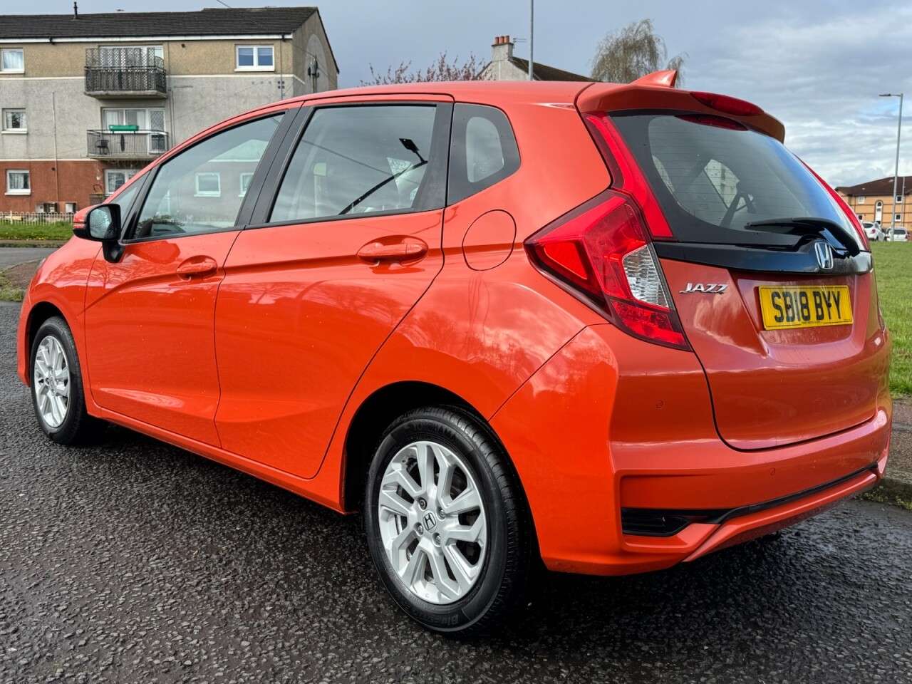 A 2018 HONDA JAZZ 1.3 i-VTEC SE Hatchback 5dr Petrol Manual Euro 6 (s/s) (102 ps) Part Ex Wel A 2018 HONDA JAZZ 1.3 i-VTEC SE Hatchback 5dr Petrol Manual Euro 6 (s/s) (102 ps) Part Ex Wel
