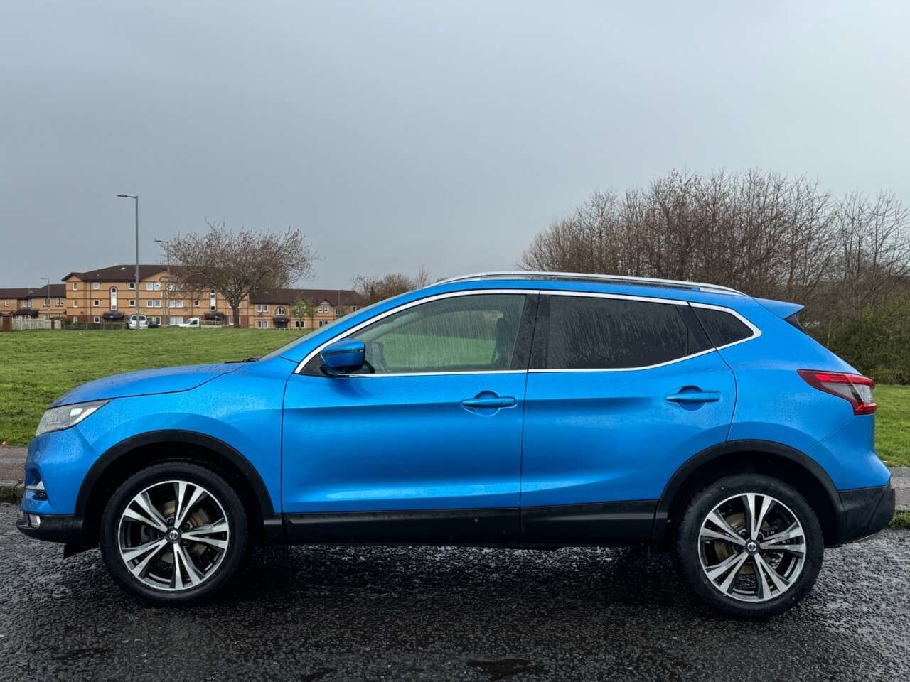A 2017 NISSAN QASHQAI 1.5 dCi N-Connecta SUV 5dr Diesel Manual Euro 6 (s/s) (110 ps) Part Ex Welc A 2017 NISSAN QASHQAI 1.5 dCi N-Connecta SUV 5dr Diesel Manual Euro 6 (s/s) (110 ps) Part Ex Welc