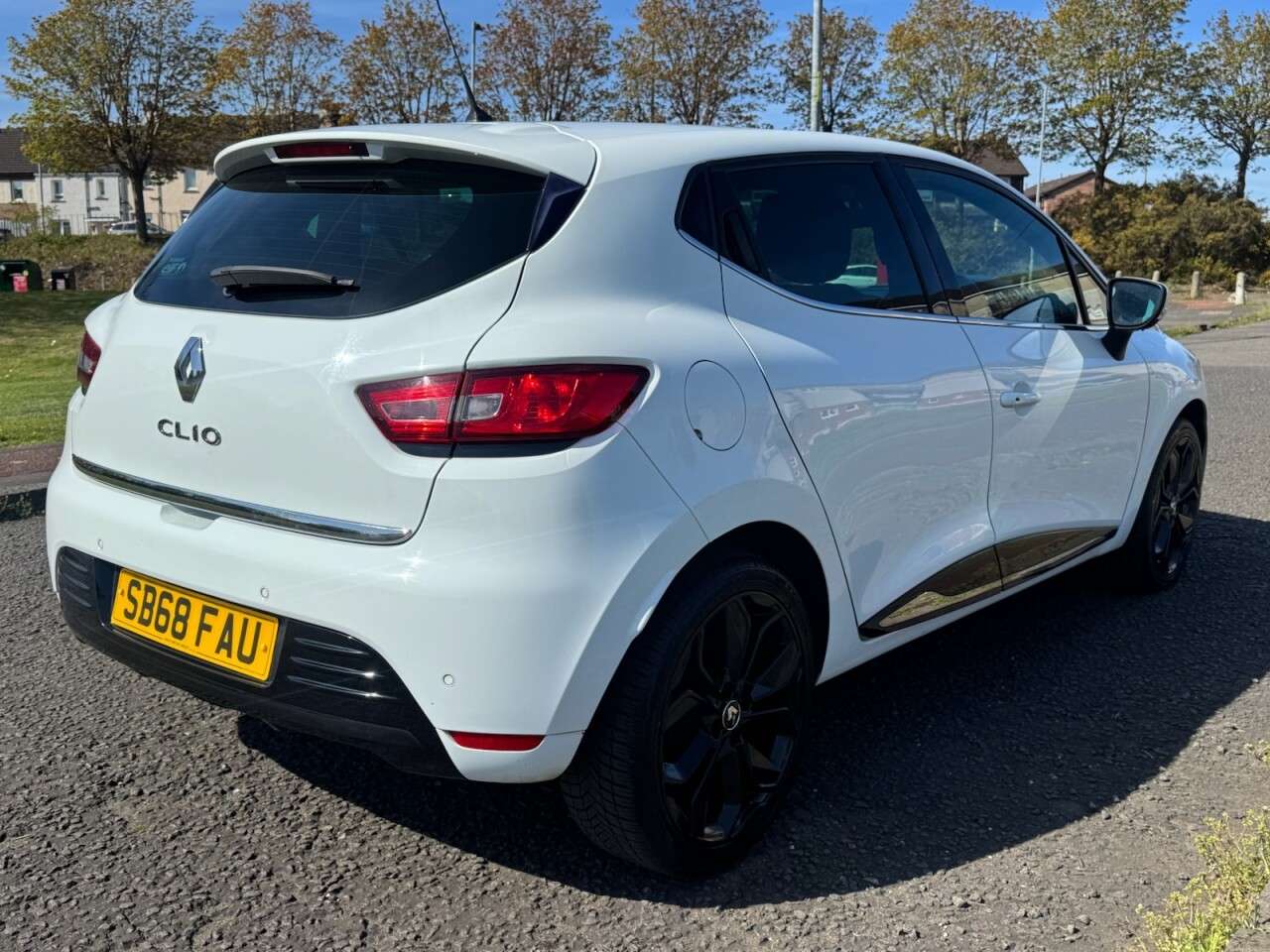 2018 RENAULT CLIO 2018 RENAULT CLIO