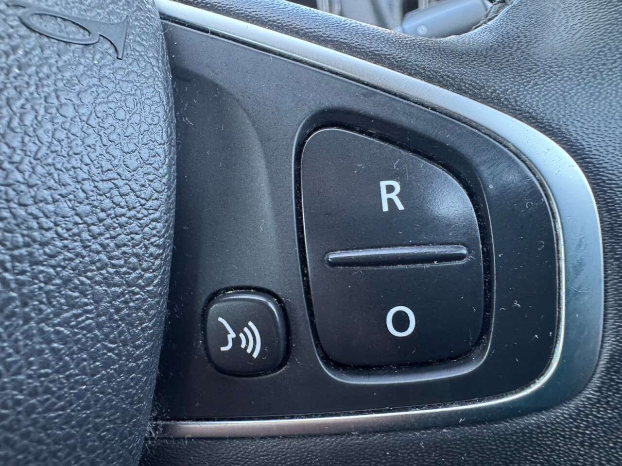 2018 RENAULT CLIO 2018 RENAULT CLIO