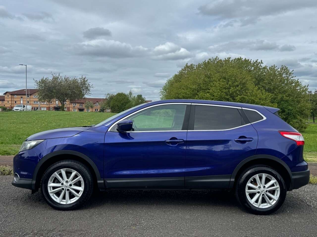 A 2014 NISSAN QASHQAI 1.5 dCi Acenta Premium SUV 5dr Diesel Manual 2WD Euro 5 (s/s) (110 ps) Part A 2014 NISSAN QASHQAI 1.5 dCi Acenta Premium SUV 5dr Diesel Manual 2WD Euro 5 (s/s) (110 ps) Part