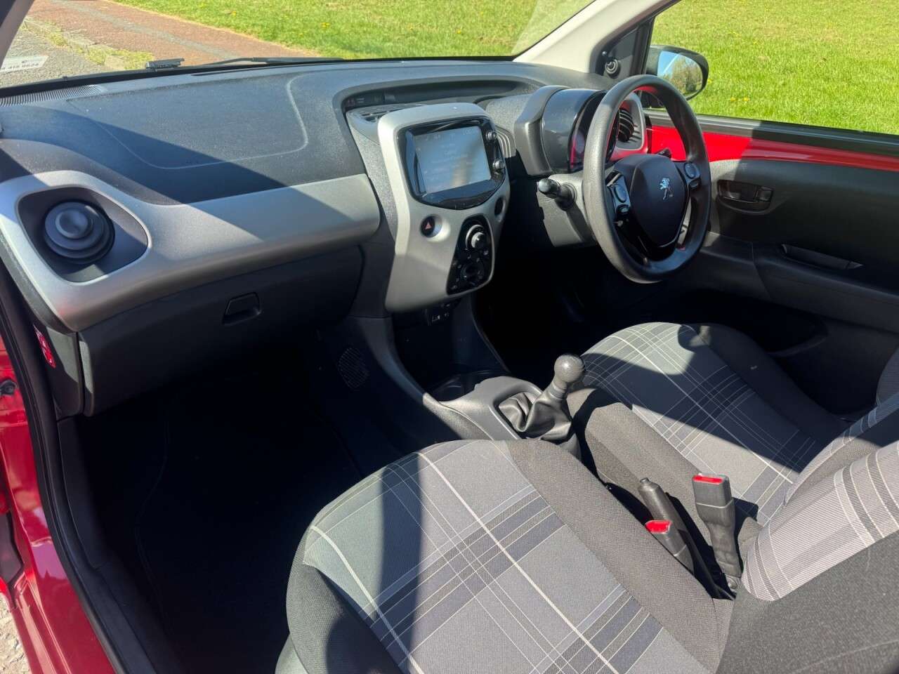 2017 PEUGEOT 108 2017 PEUGEOT 108