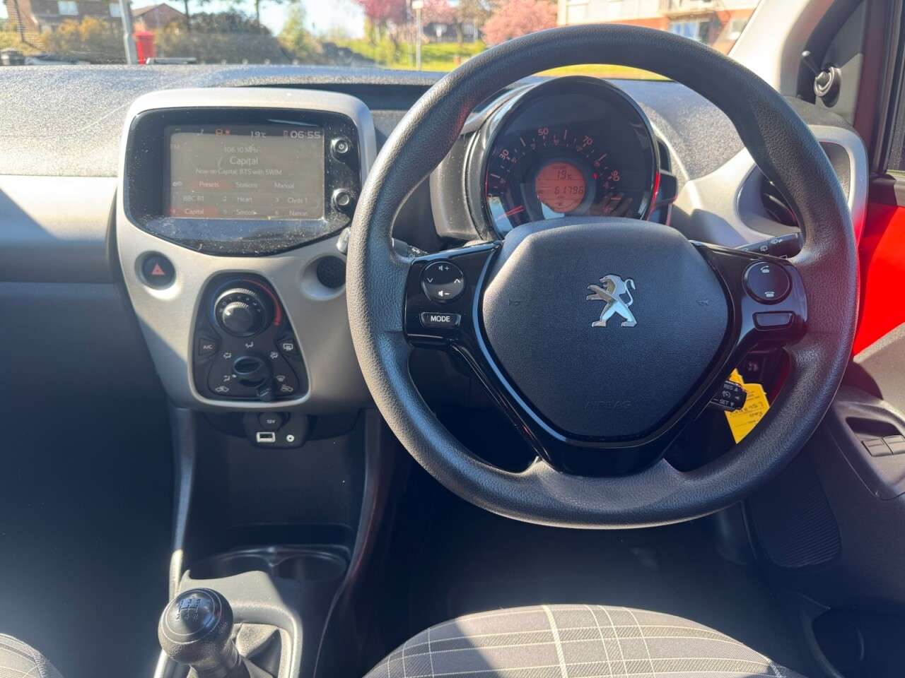2017 PEUGEOT 108 2017 PEUGEOT 108