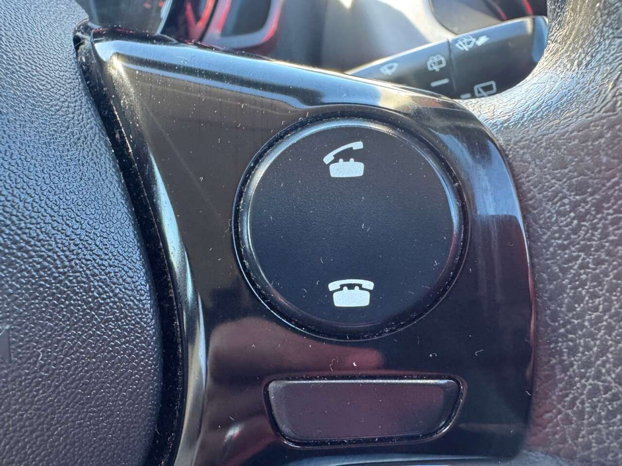 2017 PEUGEOT 108 2017 PEUGEOT 108